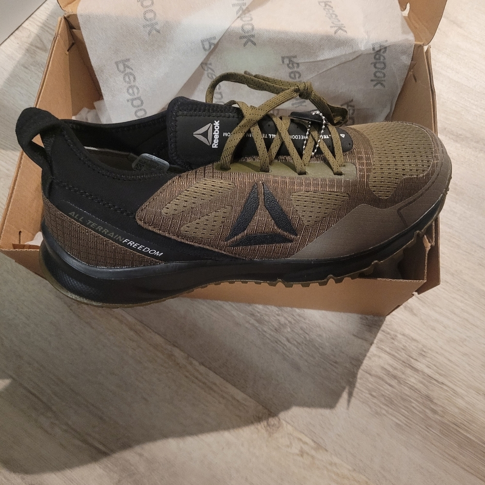Reebok All terrain work shoes new